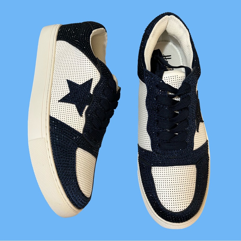 NWT! HEY GIRL, BY CORKY’S,IN NAVY BLUE/WHITE W/ CRYSTAL STAR, WOMAN’S SIZE 10.